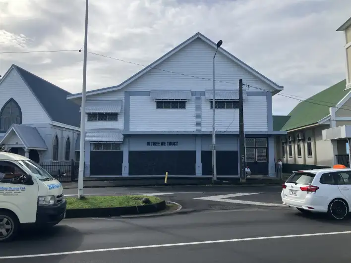 In thee we trust, others pay cash