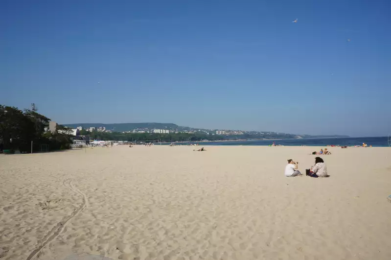 Varnas golden sand beach