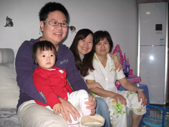 Lee, Jackie, baby and Lees mother from Fuzhou