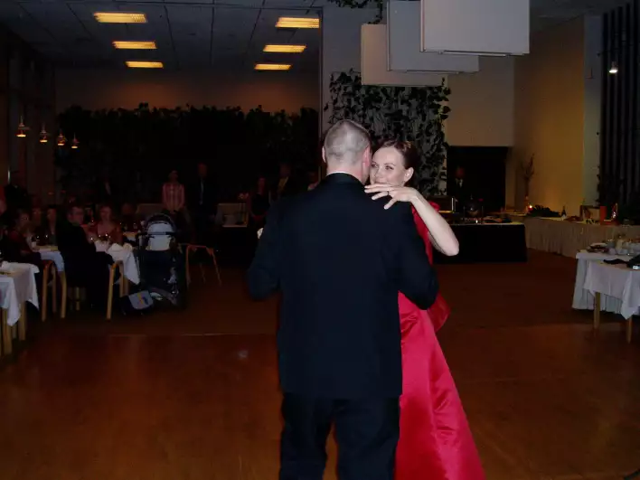 Dancing wedding waltz