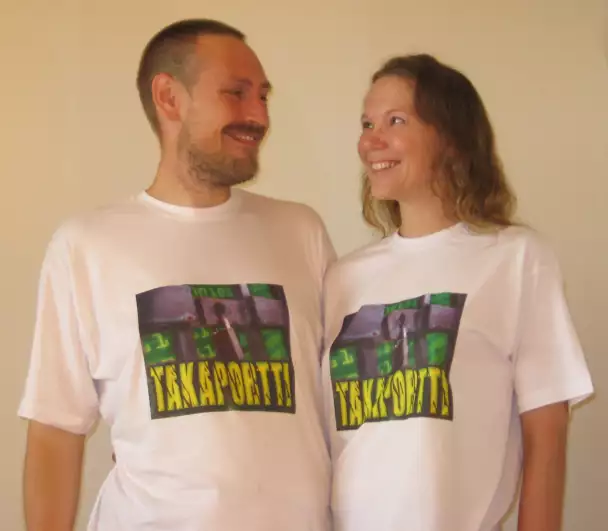 We made new T-shirts advertising our new book Takaportti
