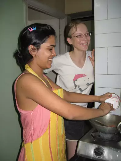 Cooking palak paneer (spinach and cheese) with Neeha
