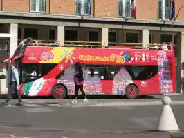 A sightseeing bus