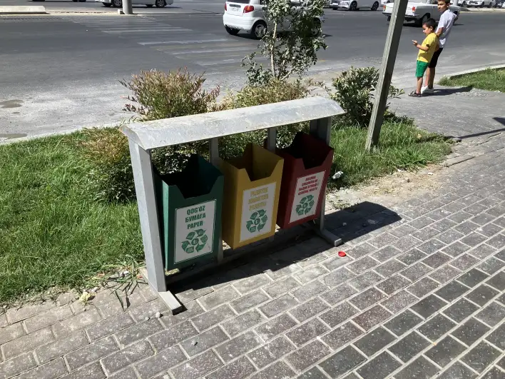 The same trash recycling scam everywhere