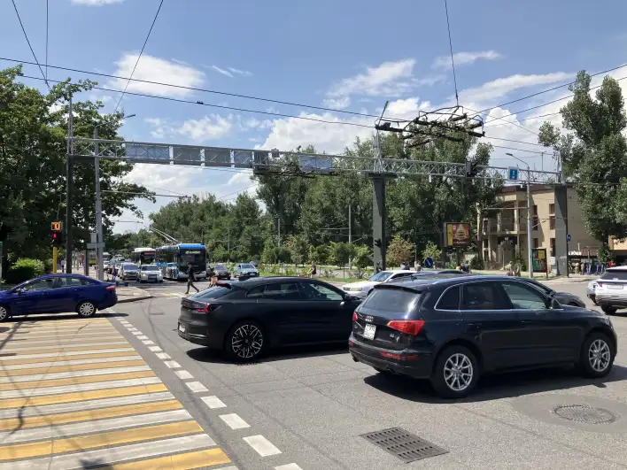 Trolley buses just like in other old Soviet states