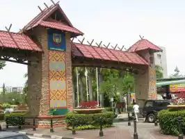 KK city gates