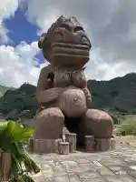 Backside of Tiki Tuhiva Backside of Tiki Tuhiva