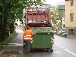 European way of handling the trash