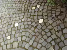 Kullerstensgatan
