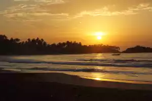 Sunrise at Mirissa beach on the New Year Day