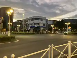 A bit less cars in early morning A bit less cars in early morning