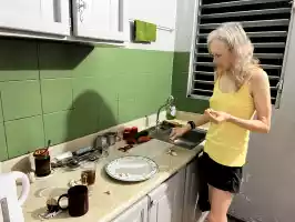 Peeling garlic for breakfast